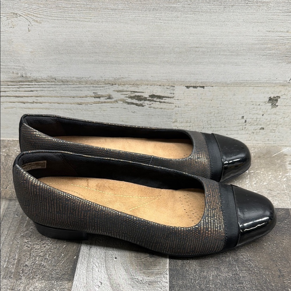 Clarks Artisan Size 8.5m Women's Black-Bronze Color Block Flats Shoes